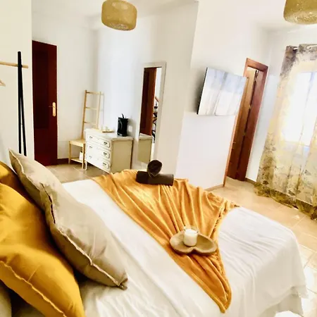 펜션 Big House Adeje Deluxe By Deihu Experiences 아데제